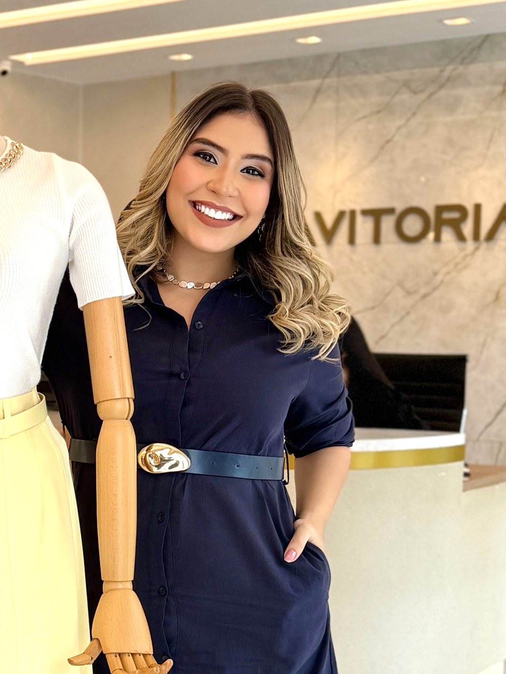 Vitória na loja da Divina Vitória, em Belém